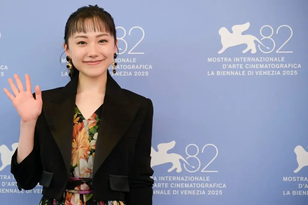 Ashida Mana To Star As Mao Mao In Live Action Of The Apothecary Diaries